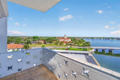 1365 SNELL ISLE Boulevard, St Petersburg, FL, 33704 — photo 2