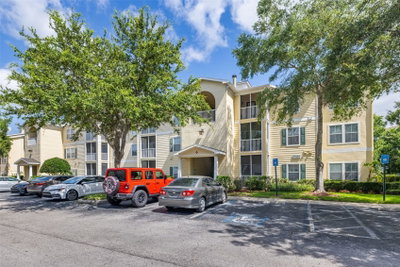 18439 BRIDLE CLUB Drive, Tampa, FL, 33647 — photo 2