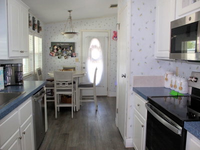64 THATCH PALM Street, Largo, FL, 33770 — photo 2
