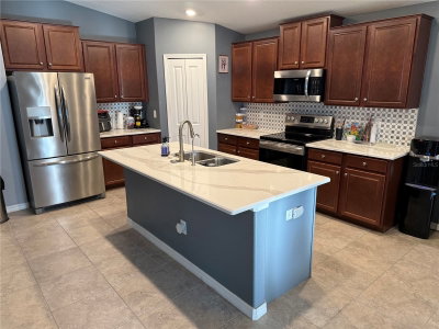 6629 WAGON TRAIL Street, Zephyrhills, FL, 33541 — photo 2