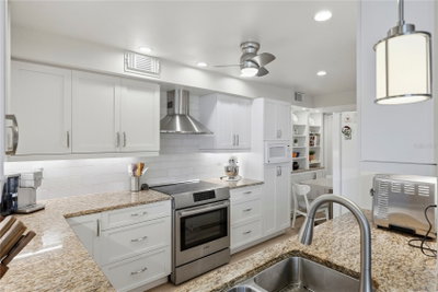 5729 PUERTA DEL SOL Boulevard, St Petersburg, FL, 33715 — photo 2