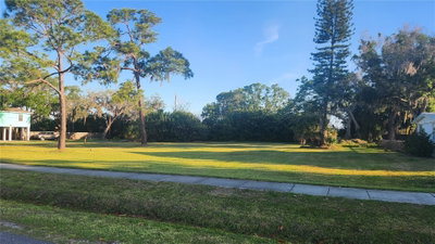 4TH AVE SW, Ruskin, FL, 33570 — photo 2