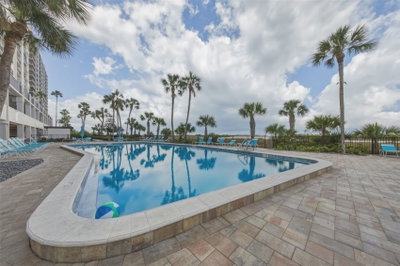 1270 GULF Boulevard, Clearwater Beach, FL, 33767 — photo 2