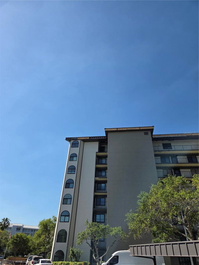 650 ISLAND Way, Clearwater Beach, FL, 33767 — photo 2