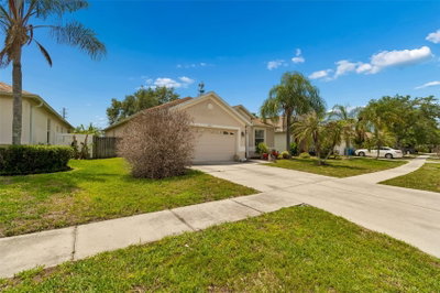 4027 LANGDRUM Drive, Wesley Chapel, FL, 33543 — photo 2