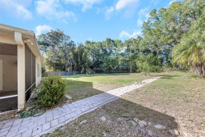 4101 WINDTREE Drive, Tampa, FL, 33624 — photo 2