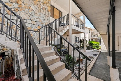 9990 EAGLES POINT Circle, Port Richey, FL, 34668 — photo 2