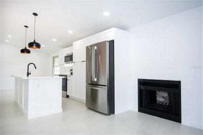 9409 LONSDALE Court, Tampa, FL, 33615 — photo 2