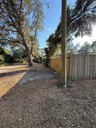 LAKESIDE Drive, Brandon, FL, 33510 — photo 2