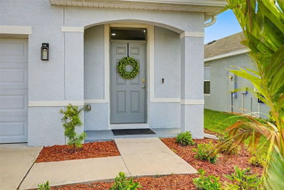 35686 SUNFLOWER HILL Drive, Zephyrhills, FL, 33541 — photo 2