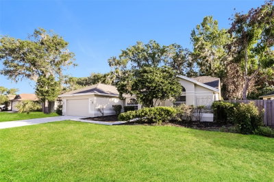 2624 BRIDLE Drive, Plant City, FL, 33566 — photo 2