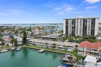 400 LARBOARD Way, Clearwater Beach, FL, 33767 — photo 2