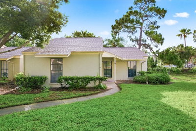 18 WINDRUSH BAY Drive, Tarpon Springs, FL, 34689 — photo 2