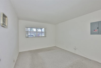 1802 BEDFORD Terrace, Sun City Center, FL, 33573 — photo 2
