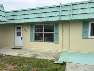 101 CAMBRIDGE Trail, Sun City Center, FL, 33573 — photo 2