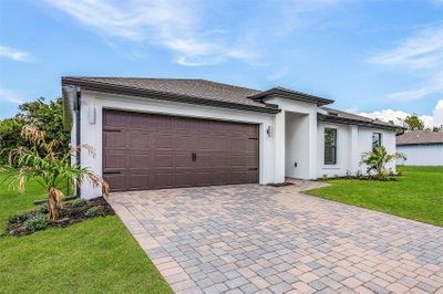 5952 GILLOT Boulevard, Port Charlotte, FL, 33981 — photo 2