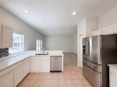 8116 RIVER MONT Way, Temple Terrace, FL, 33637 — photo 2