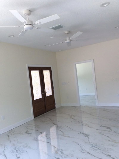 2812 DURHAM Street, Tampa, FL, 33605 — photo 2