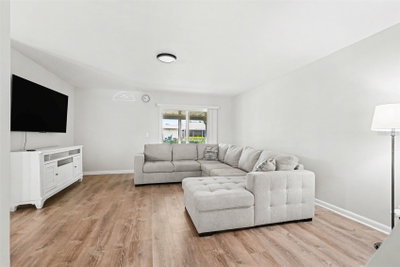 3267 39TH Street, St Petersburg, FL, 33711 — photo 2