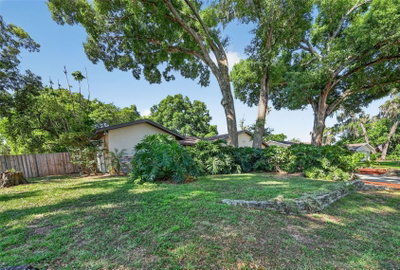 2713 WILLOW OAKS Drive, Valrico, FL, 33594 — photo 2