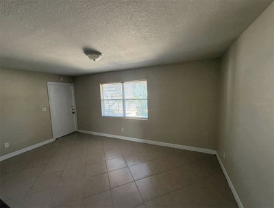 117 EVERGREEN Avenue, Clearwater, FL, 33755 — photo 2