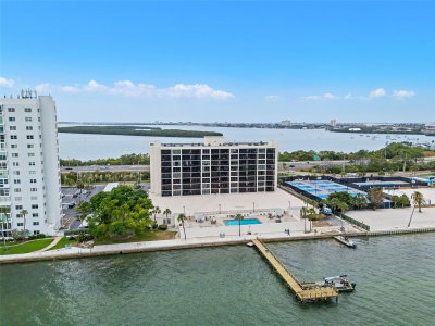 7100 SUNSHINE SKYWAY Lane, St Petersburg, FL, 33711 — photo 2