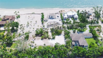 7825 SANDERLING Road, Sarasota, FL, 34242 — photo 2