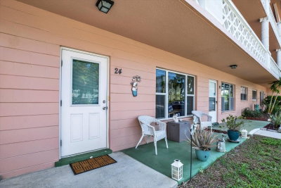 2458 COLUMBIA Drive, Clearwater, FL, 33763 — photo 2