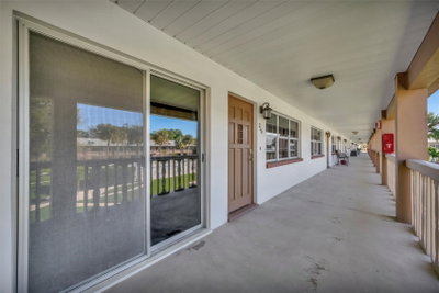 650 PINELLAS POINT Drive, St Petersburg, FL, 33705 — photo 2