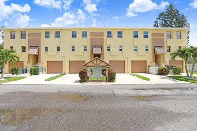 314 WINDRUSH Boulevard, Indian Rocks Beach, FL, 33785 — photo 2
