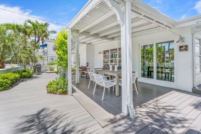 109 14TH Avenue, St Pete Beach, FL, 33706 — photo 2