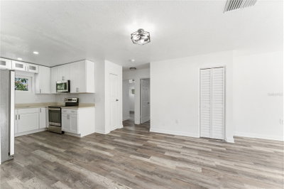 6221 FLORIDA Circle, Apollo Beach, FL, 33572 — photo 2