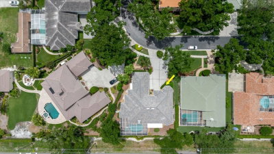 13510 WESTSHIRE Drive, Tampa, FL, 33618 — photo 2