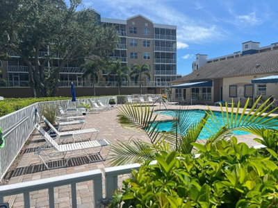 960 STARKEY Road, Largo, FL, 33771 — photo 2