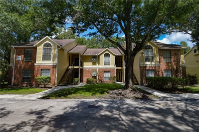 8630 MALLARD RESERVE Drive, Tampa, FL, 33614 — photo 2