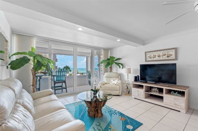 17920 GULF Boulevard, Redington Shores, FL, 33708 — photo 2