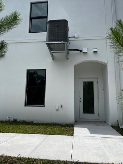 4363 CAMBIO GARDENS Court, Tampa, FL, 33610 — photo 2