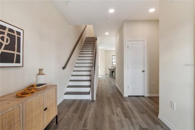 4367 CAMBIO GARDENS Court, Tampa, FL, 33610 — photo 2