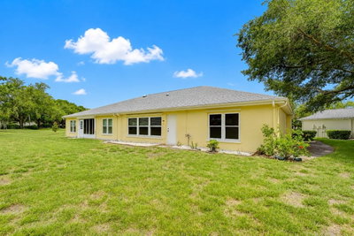 818 MCCALLISTER Avenue, Sun City Center, FL, 33573 — photo 2