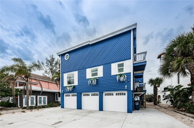8432 GULF Boulevard, Treasure Island, FL, 33706 — photo 2