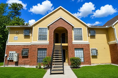 8754 MALLARD RESERVE Drive, Tampa, FL, 33614 — photo 2