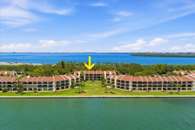 7530 SUNSHINE SKYWAY Lane, St Petersburg, FL, 33711 — photo 2