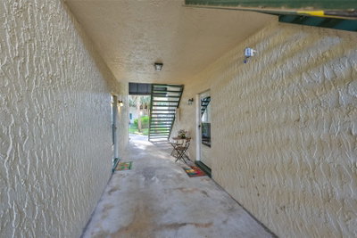 4315 AEGEAN Drive, Tampa, FL, 33611 — photo 2