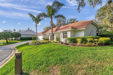 5473 BLUE HERON Lane, Wesley Chapel, FL, 33543 — photo 2