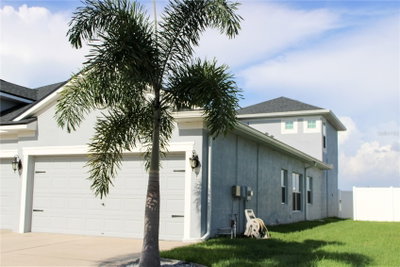 433 YORK DALE Drive, Ruskin, FL, 33570 — photo 2