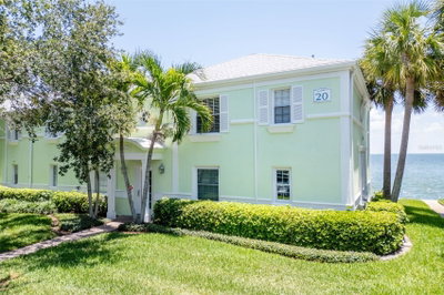 5118 COQUINA KEY Drive, St Petersburg, FL, 33705 — photo 2