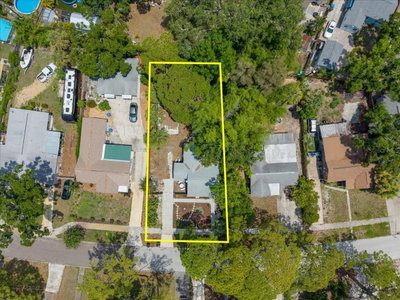 745 ALAMANDA Way, St Petersburg, FL, 33705 — photo 2
