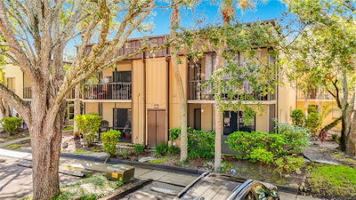 11805 RAINTREE LAKE LN, Temple Terrace, FL, 33617 — photo 2