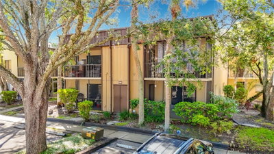 11805 RAINTREE LAKE LN, Temple Terrace, FL, 33617 — photo 2