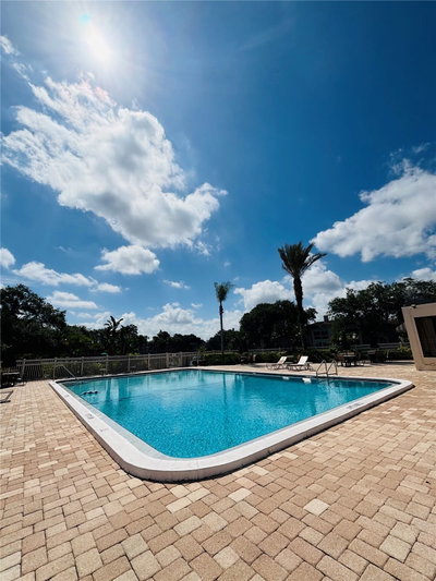 10356 CARROLLWOOD Lane, Tampa, FL, 33618 — photo 2